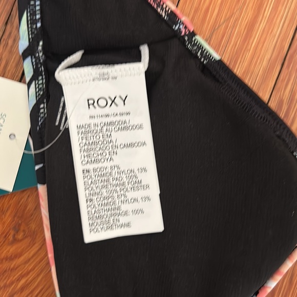 NWT Roxy Beach Classics Triangle Bikini Top with String Tie Bottoms - Picture 9 of 9